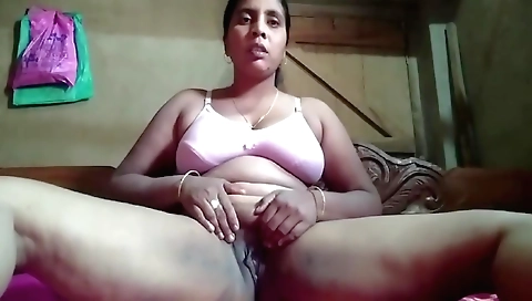 Indian wife gets fingered by a stranger in a village