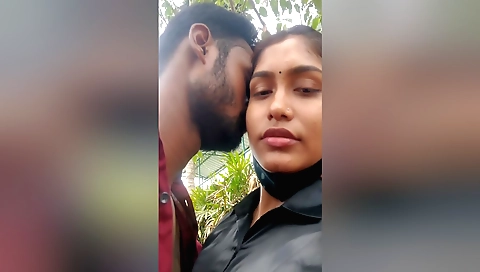 Indian girl sucks her boyfriend in the sun outdoor