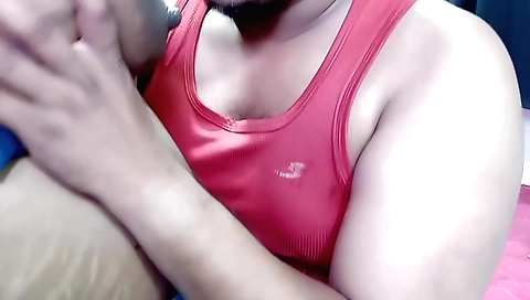 Indian teen with small tits sucking and cumming in bed