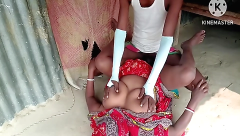 Indian woman with natural breasts and a sexy pussy is fucked