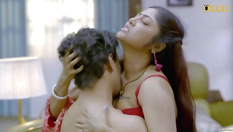 Big boobs brunette enjoys a deepthroating threesome