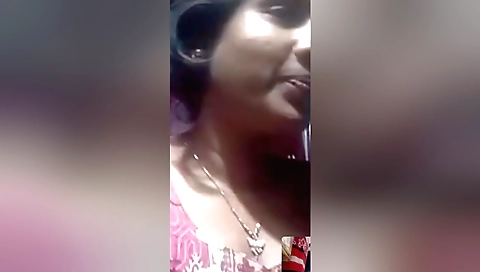 Indian amateur porn video of a brunette naked in her pussy