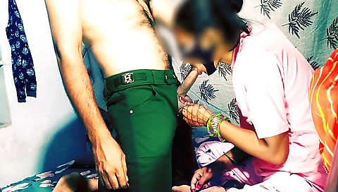 Indian girl is getting fucked by her boyfriend in amateur clip