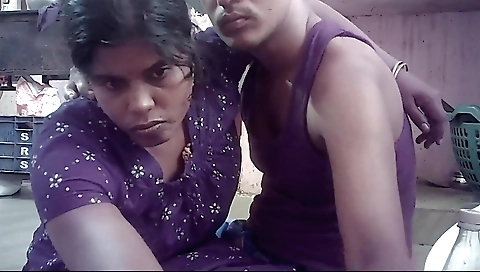 Indian amateur housewife fucked in mouth and pussy