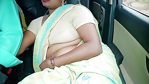 Hot porn clip of chubby woman in a sexy body with her hairy pussy