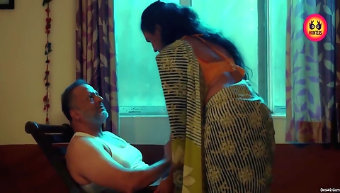 Romantic milf karzdaar is making her way to the bedroom