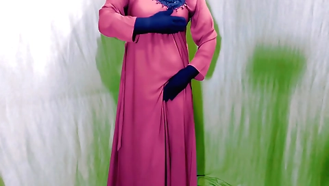 Hot solo video of a hot stepdaughter with a sexy vagina