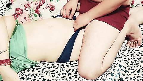 Sex at home and hot homemade movie with me and my mom