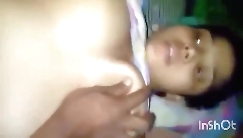 Indian teen 18+ porn video with the babe in pink and red dress