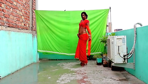 Indian teen nude video with a tight pussy and a sexy body