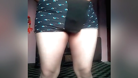 Busty brunette with a nice natural tits enjoys solo pleasure