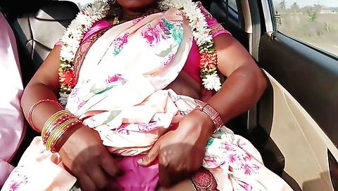 Indian carsex with bhabi with big ass driving her man