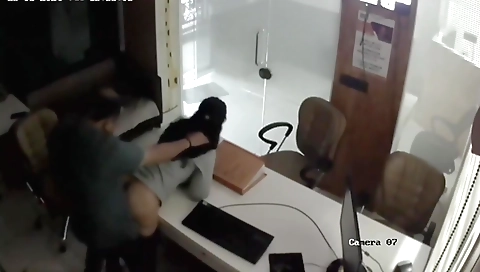 Indian girl has a very tight cunt that needs a blow