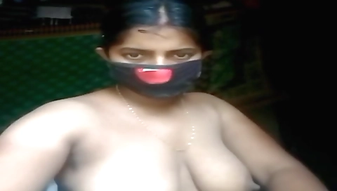 Indian girl with big titties fingering herself solo