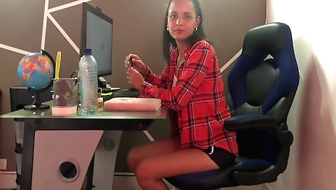 Beautiful brunette has a great smile and a great mouth