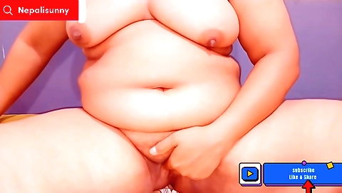 Amateur busty brunette gets fucked hard in the bed