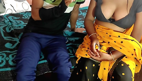 Indian stepmother in her saree gets whipped by her stepson