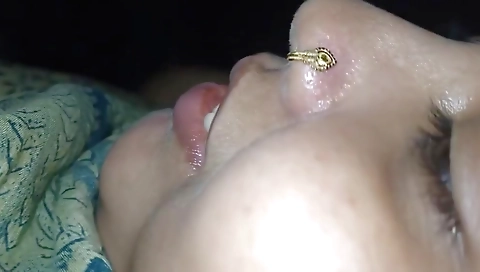 Wife makes homemade video with husband in the bedroom