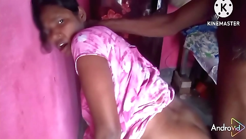 Indian brunette stepsister-inlaw fucked her boyfriend in the ass