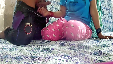 Handjob of a brunette girl in a homemade sex video