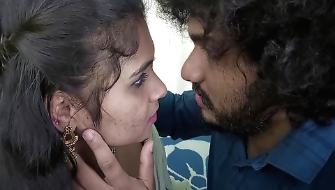 Indian bitches are into the sex with cocks and fingers