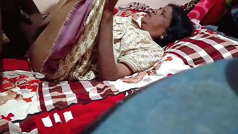 Indian slut gets her asshole and mouth fucked in kitchen