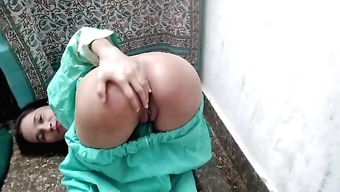 Indian teen naked while the camera moves back and forth