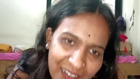 Indian teen with a juicy pussy gets fucked in her mouth