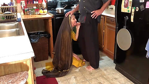 Indian woman with a sexy body is showing her naked